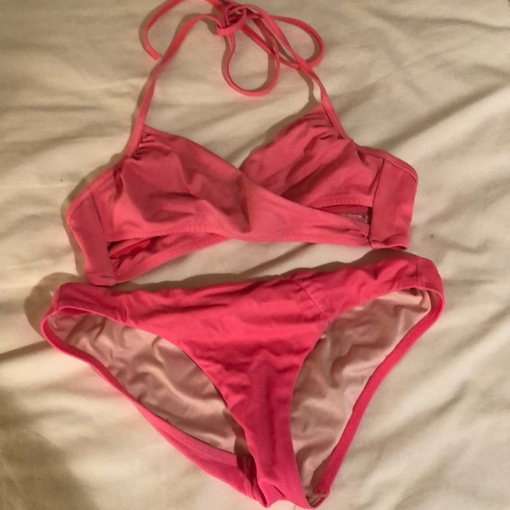 VS PINK Wrap Bikini - Picture 3 of 4